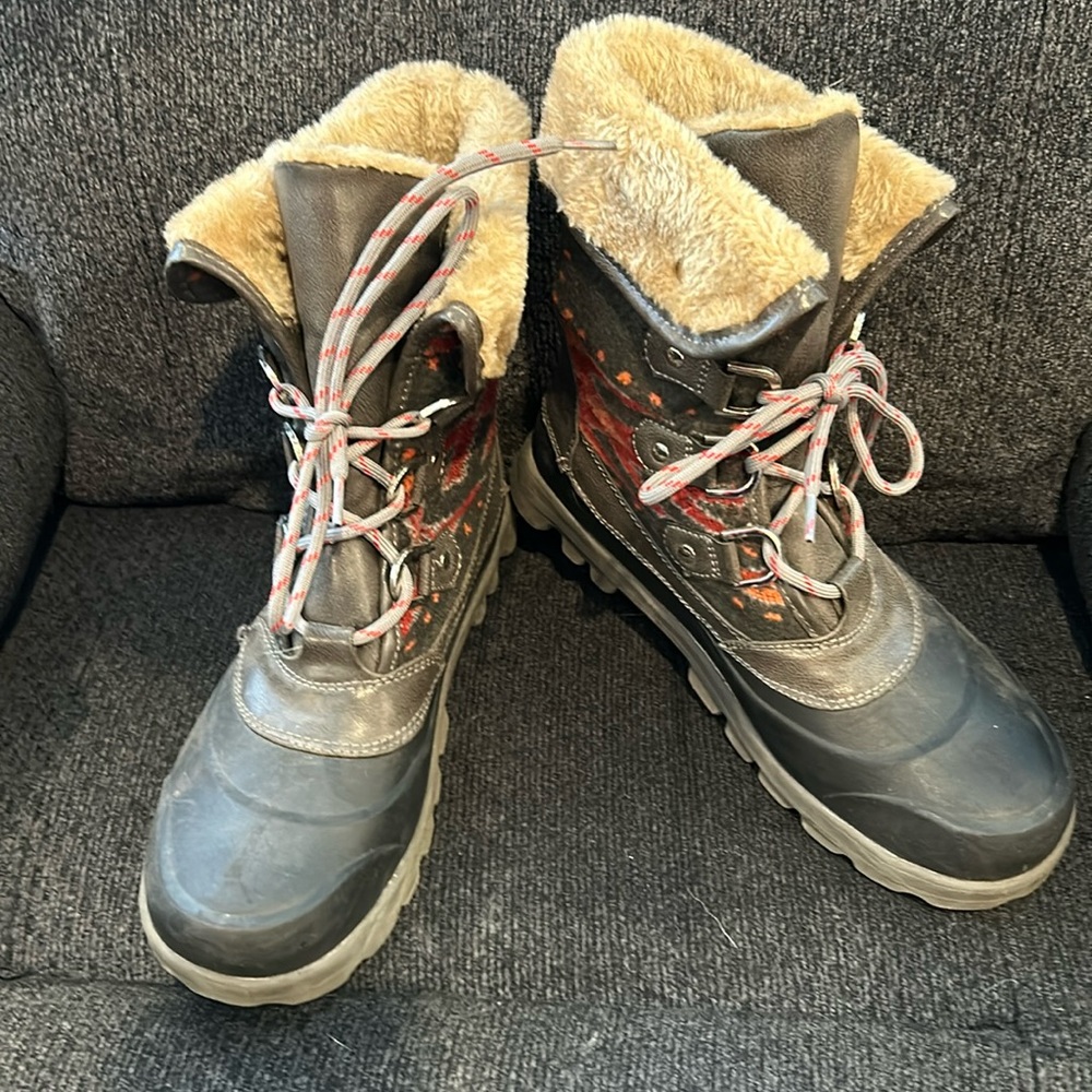 Baretraps waterproof boots